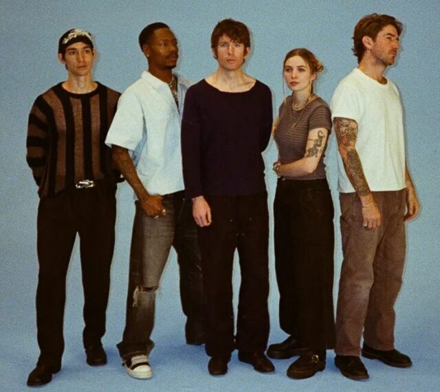 Turnstile band